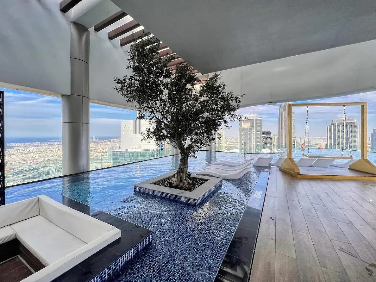 Boulevard 2 Bedroom Family Apartment With Burj Khalifa View And Infinity Pool In 64Th Floor Dubai Downtown