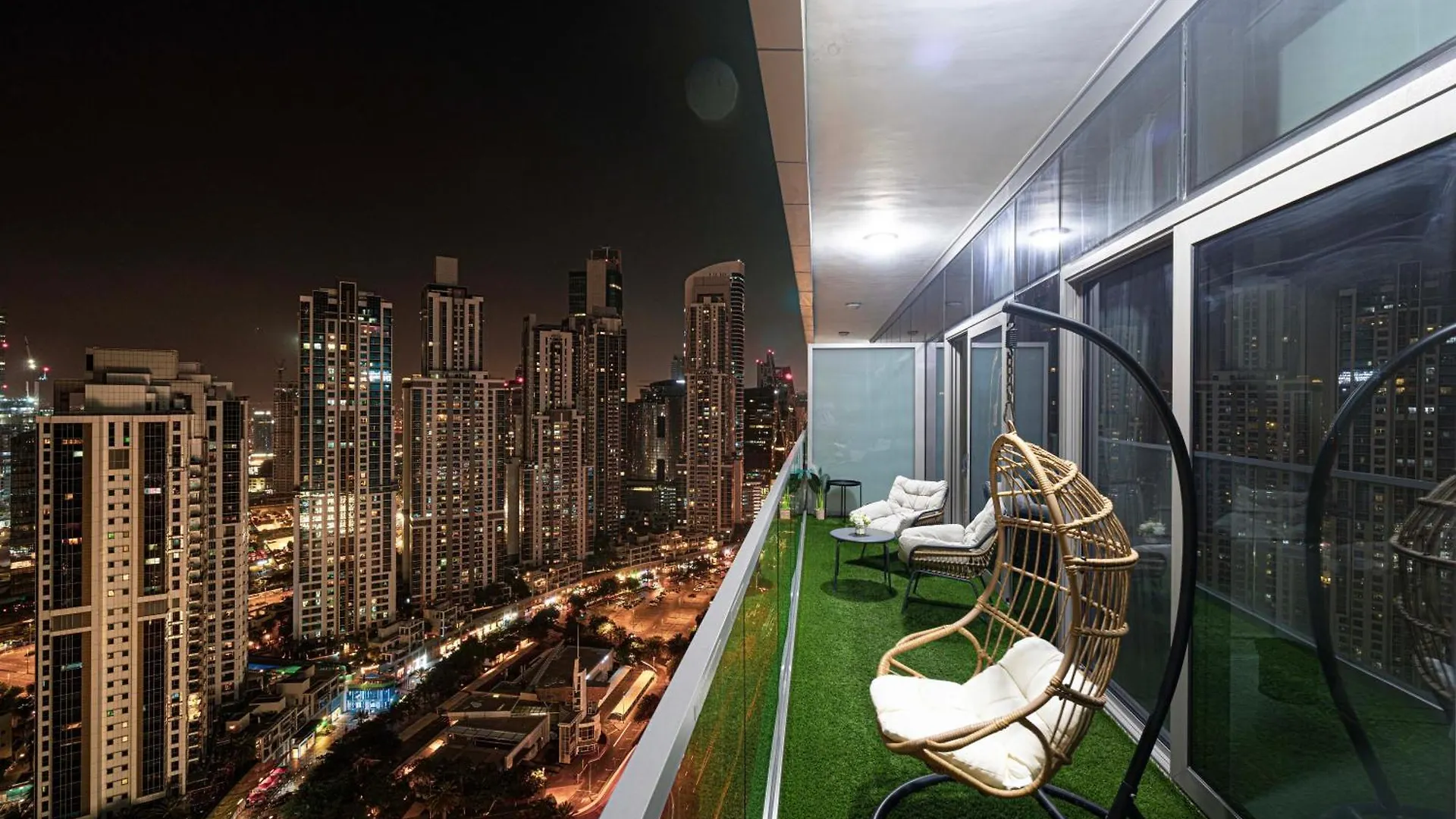 Boulevard 2 Bedroom Family Apartment With Burj Khalifa View And Infinity Pool In 64Th Floor Dubai Downtown