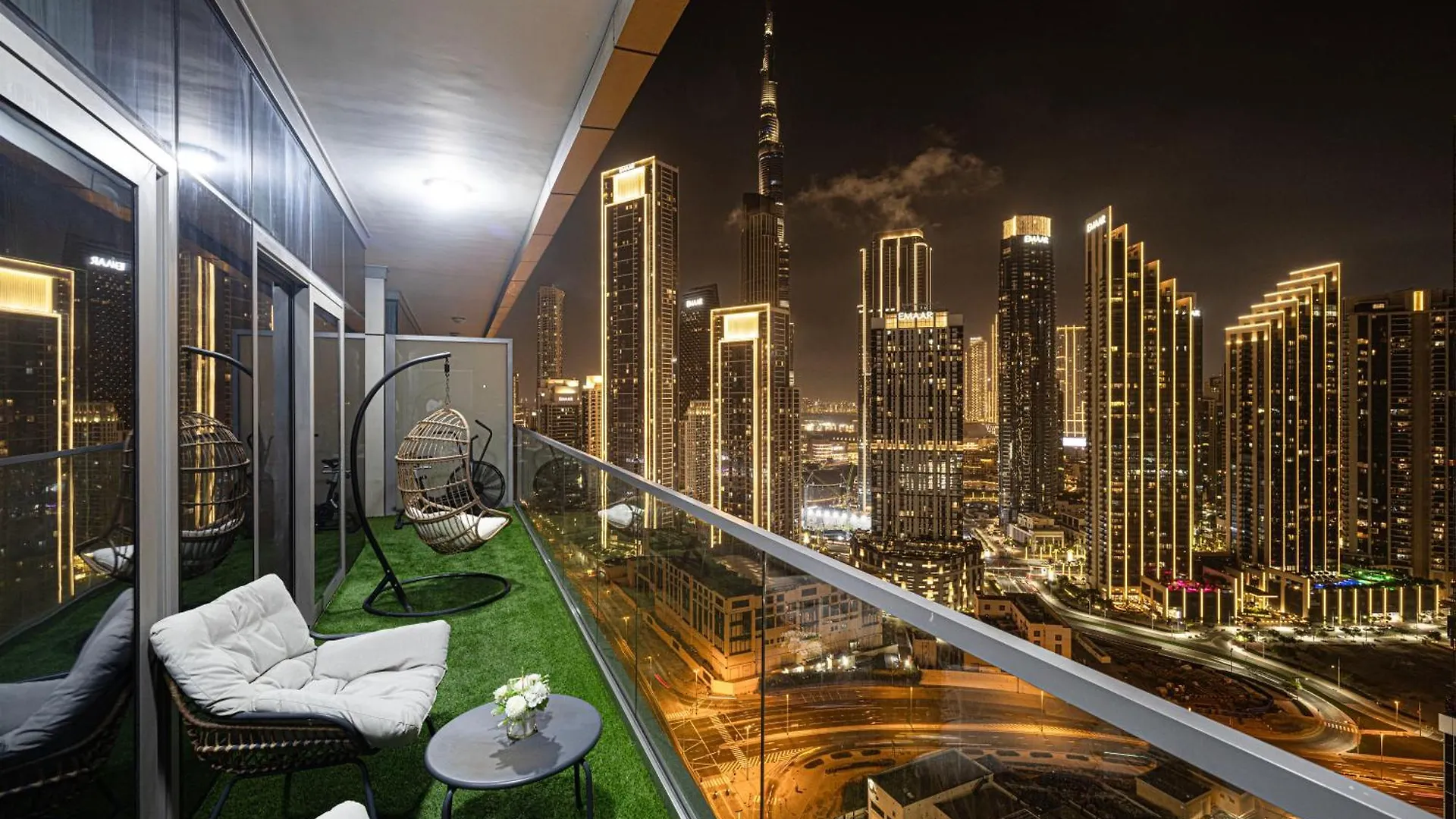 Boulevard 2 Bedroom Family Apartment With Burj Khalifa View And Infinity Pool In 64Th Floor Dubai Downtown